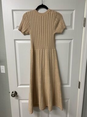 Zoe and Claire Beige Knit Midi Dress with Short Sleeves